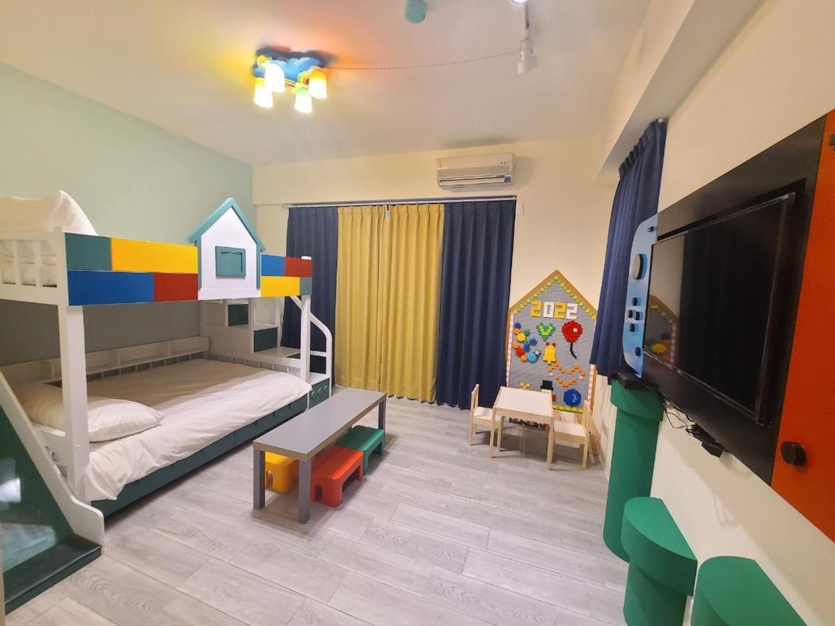 Sunlight Forest Homestay Tainan Bagian luar foto