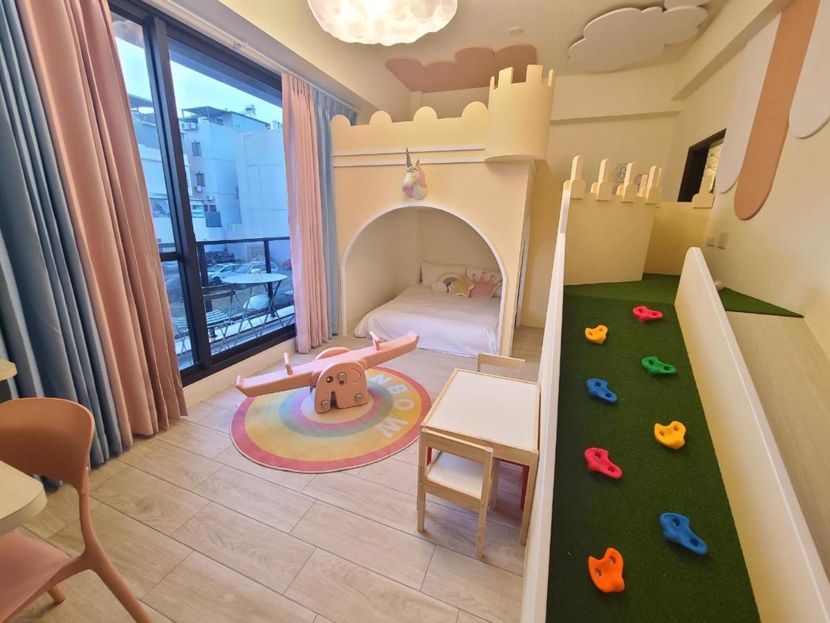 Sunlight Forest Homestay Tainan Bagian luar foto