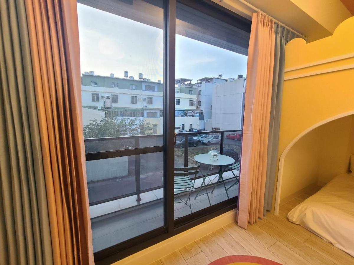 Sunlight Forest Homestay Tainan Bagian luar foto