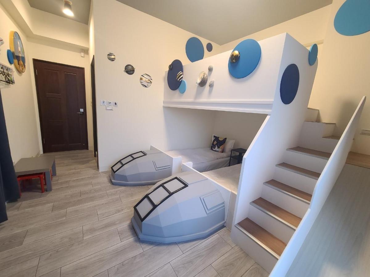 Sunlight Forest Homestay Tainan Bagian luar foto