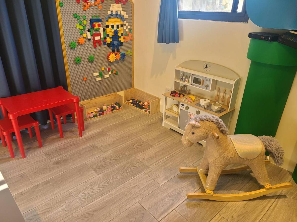 Sunlight Forest Homestay Tainan Bagian luar foto