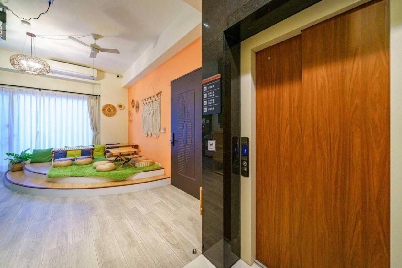 Sunlight Forest Homestay Tainan Bagian luar foto