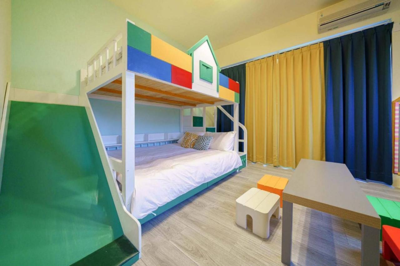 Sunlight Forest Homestay Tainan Bagian luar foto