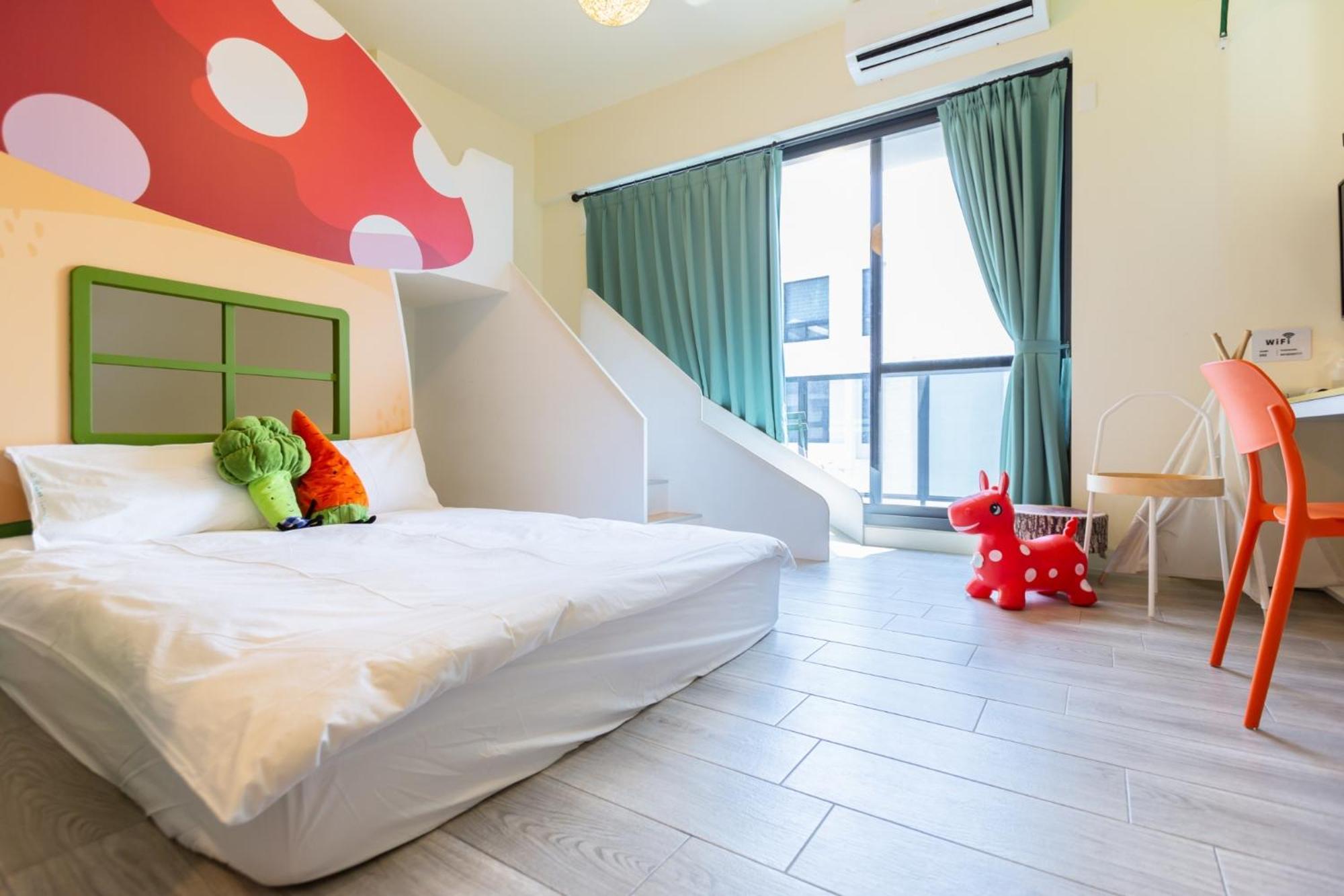 Sunlight Forest Homestay Tainan Bagian luar foto