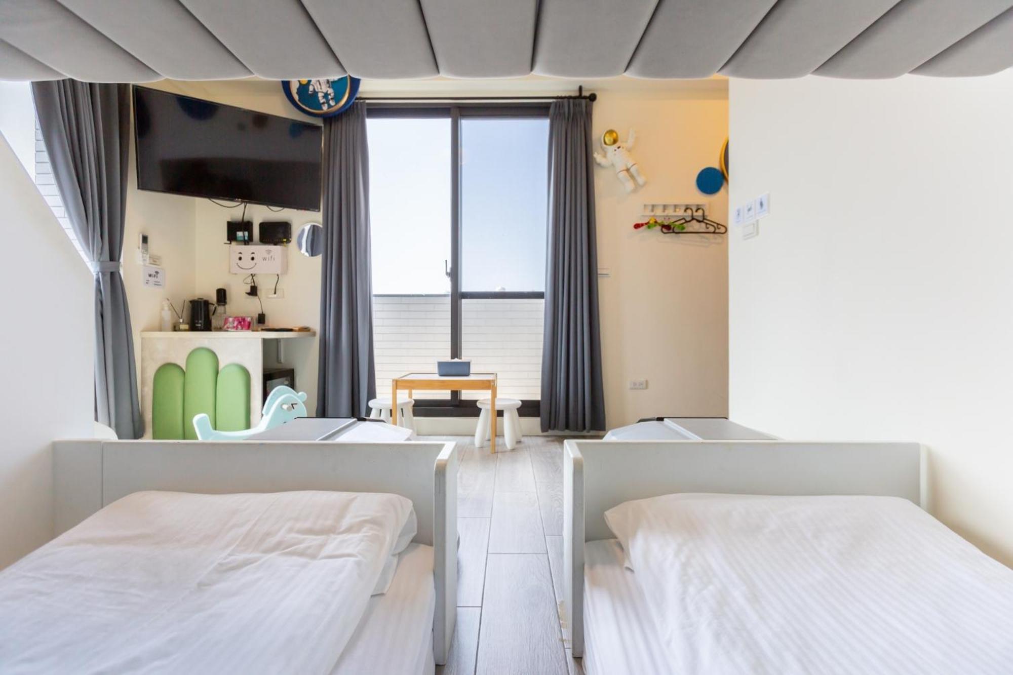 Sunlight Forest Homestay Tainan Bagian luar foto